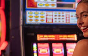 Daftar pertandingan untuk Kombinasi Angka dengan pilihan kombinasi dan odds